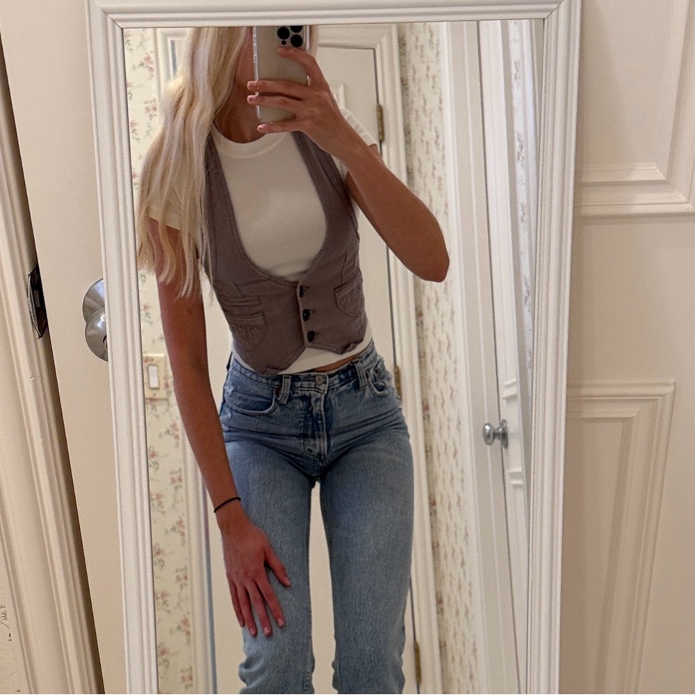 Gray Jean Vest - Picture 4 of 9